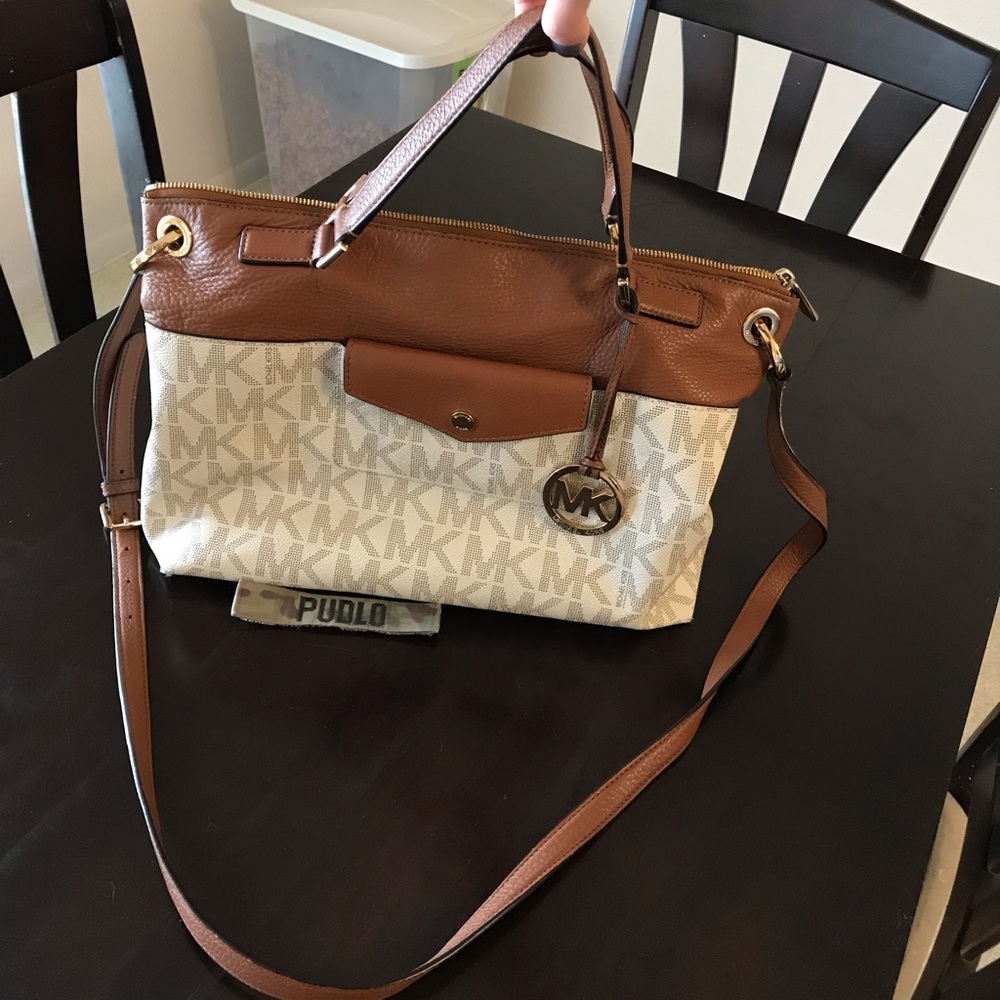 Michael Kors purse
